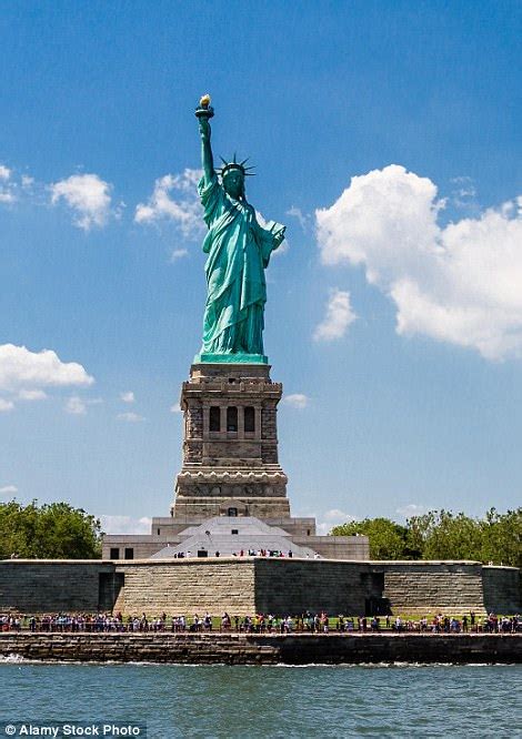 50+ The Statue Of Liberty Bronze Gif