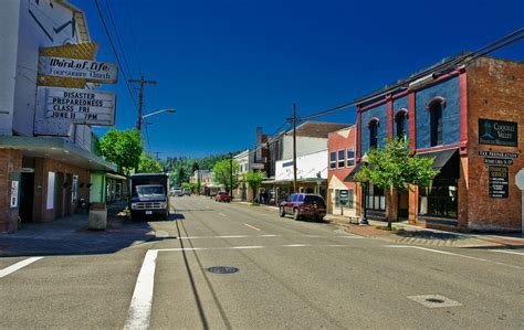 Old downtown Myrtle Point - DSC04276 | The main drag of Myrt… | Flickr