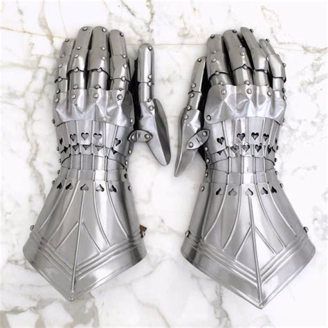 Gothic Gauntlets - Irongate Armory