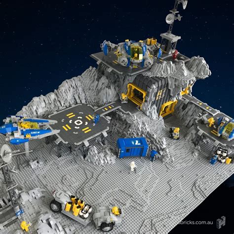 A83-Exploration-Base-Harris-Bricks-009 | Lego space, Lego spaceship ...