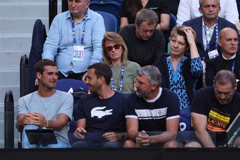 Djokovic’s dad stays away from Australian Open semifinal after posing ...