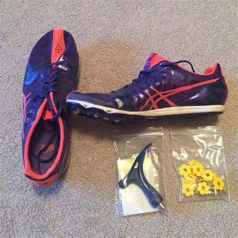 FINAL SALE Asics Track and Mid Distance Size 7.5 | Track and field ...