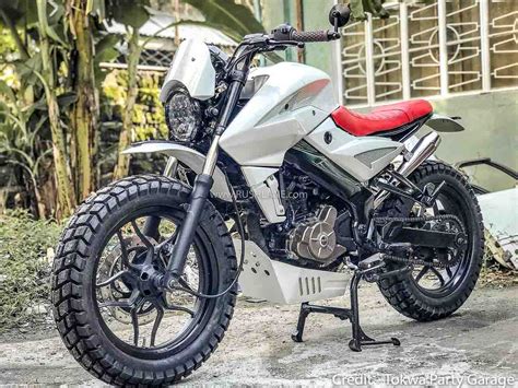 Bajaj Pulsar NS200 Modified Scrambler - Gets LED Lights, Knobby Tyres