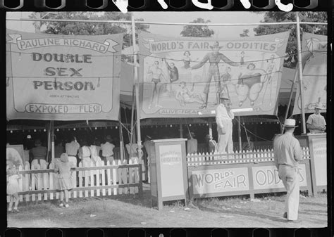 Midway and carnival Shelby County | Free Photo - rawpixel