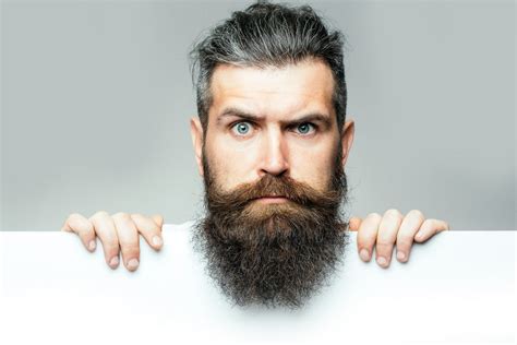 How To Prevent Beard Split Ends: 8 Hacks | The Beard Club