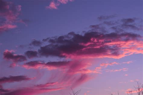 √ Pink Sunset Clouds