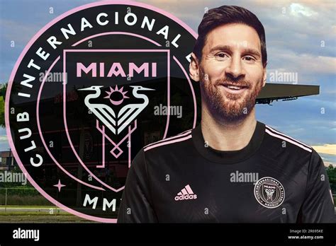 Lionel Messi with the Inter Miami shirt, the shield and the stadium in ...