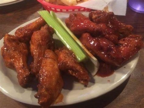 Best Wings Near Me - Top Chicken Wing Restaurants in Every State