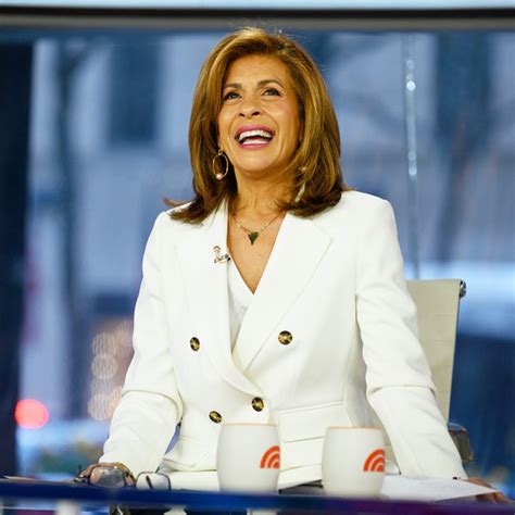 Hoda Kotb Reveals Dark Hair Transformation After "Happy Accident ...