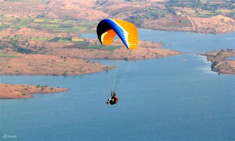 Tandem Paragliding in Kamshet, Lonavala - Klook New Zealand