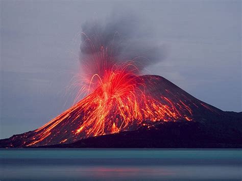 Iceland's Reykjanes Volcanic Activity Rises, Krakatoa Volcano Erupts in ...