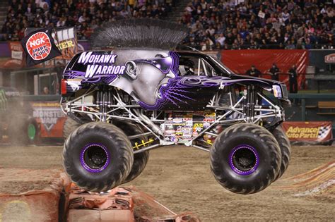 MONSTER JAM TRUCKS ON DISPLAY FREE Orlando #MonsterJam - Trippin with ...