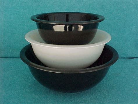 Pyrex Glass Mixing Bowl Set 3 Piece Black and White With Clear - Etsy