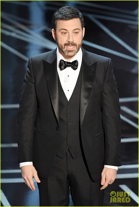 Jimmy Kimmel Pokes Fun at Matt Damon in Oscars 2017 Opening Monologue ...