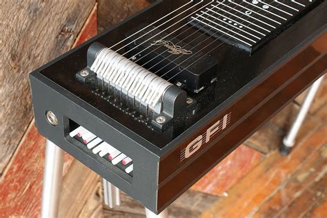 GFI SM10 Black > Guitars Lap, Pedal & Table | Rock n Roll Vintage Guitars