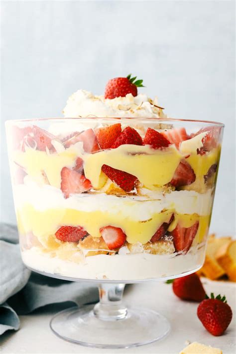 Easy English Trifle | The Recipe Critic