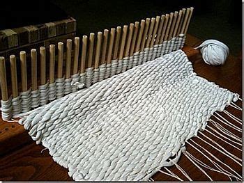 Peg Loom Weaving Projects | Peg Loom in action | Peg loom, Loom weaving ...