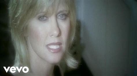 Olivia Newton-John - I Honestly Love You (Version 2) Chords - Chordify