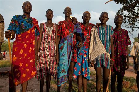 Dinka men and women at the local square in Rumbek, South Sudan. #Africa ...