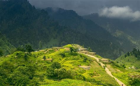 A small village in Sawat, Pakistan [OC] | [1024 x768] : r/VillagePorn