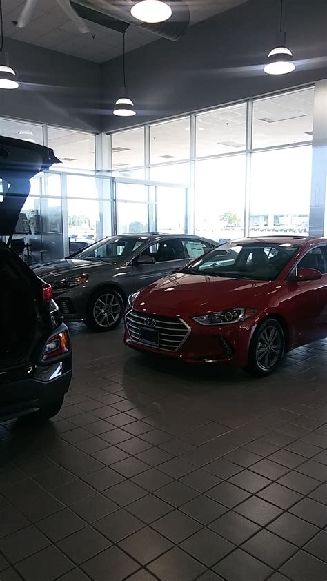 Auffenberg Hyundai - 1300 Central Park Dr, O'Fallon, IL 62269, USA ...