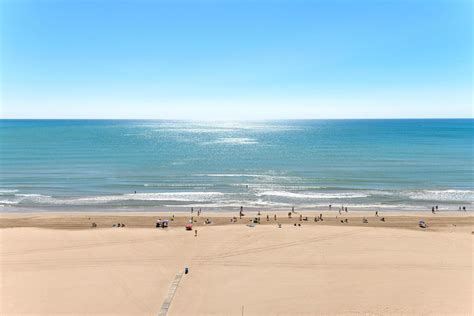 Cullera beach stock picture 9757518 Stock Photo at Vecteezy