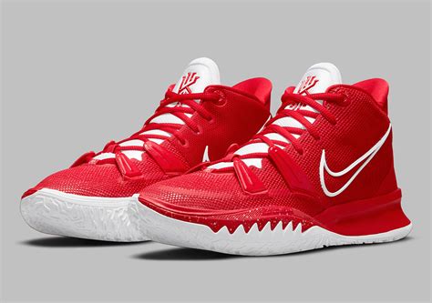 Nike Kyrie 7 Team Bank Release Info | SneakerNews.com