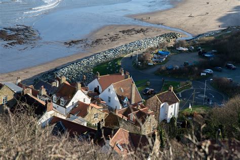 Runswick Bay - Yorkshire | UK Beach Guide