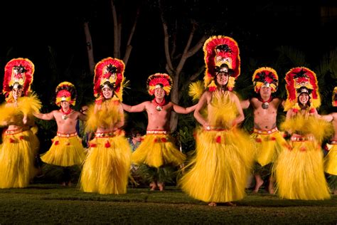 Aloha Hoapili: Travel To Hawaii - Luau History