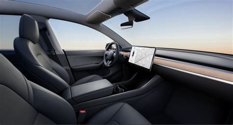 tesla model y interior Row unveil - Luud Kiiw