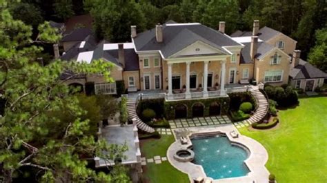 Where to Find the Real Carrington Manor from 'Dynasty'