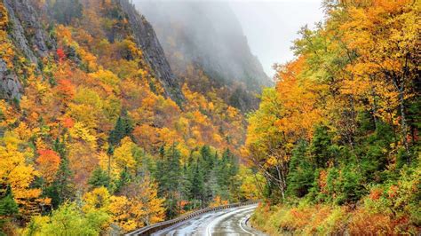 New Hampshire Fall Foliage- 12 Top Spots for NH Fall Color