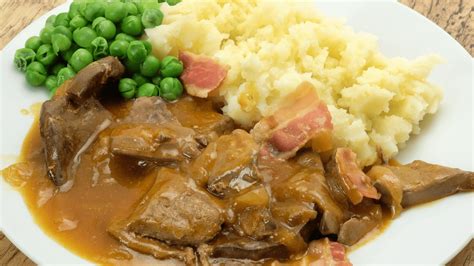 Quick and Easy Liver and Bacon Casserole - StressedMum