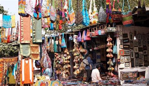 Best Street Shopping Markets In Delhi That Are Perfect For All ...