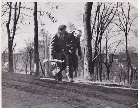 Robert Capa - Spanish civil war, - Catawiki