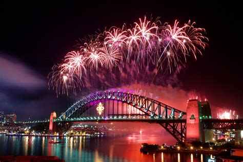 New Years Eve Sydney Fireworks Harbour Bridge NSW 161114110454001 ...