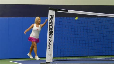 Pretty Picklers play at Flemington Pickleball Club - YouTube