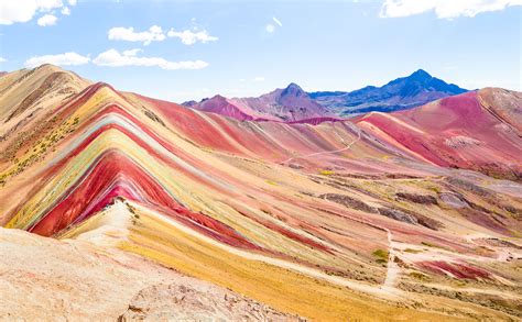 What 'Rainbow Mountain' in Peru really looks like