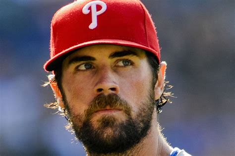 WATCH: Phillies' Cole Hamels almost loses no-hitter on last out when ...