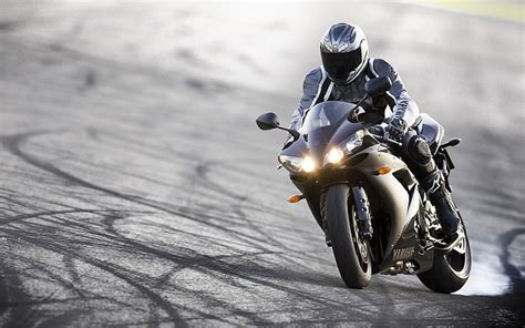 Yamaha Bikes Wallpapers Desktop Wallpaper