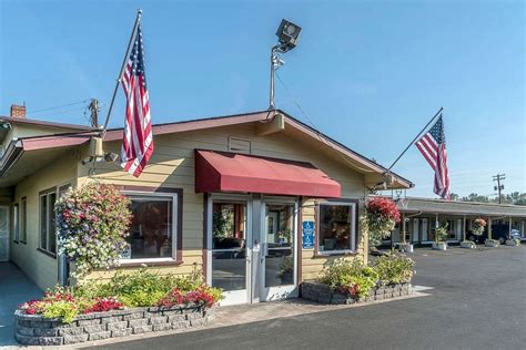 RODEWAY INN MEDFORD $86 ($̶1̶0̶7̶) - Updated 2021 Prices & Motel ...