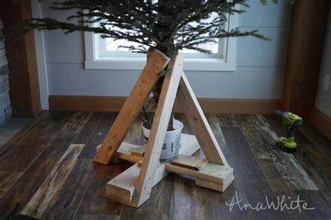 Heavy Duty Christmas Tree Stand | Ana White