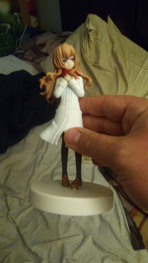 I got my first Taiga Aisaka figure. It looks so adorable, I love it ...