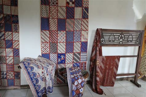 Batik Garut, Persembahan dari Swiss Van Java - Indonesia Kaya