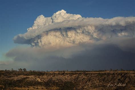 Stunning photos of pyrocumulus clouds over the Claremont-Bear Fire ...