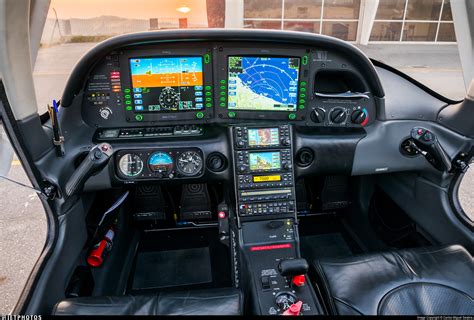 Cirrus Sr22t Cockpit