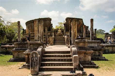 13 Amazing Places to Explore in Polonnaruwa Ancient City