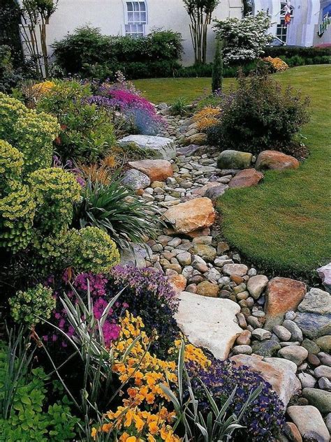 16+ marvelous Natural Landscape Ideas for Your House | Pathway ...