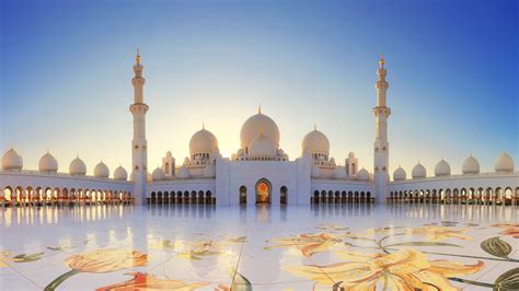 Sheikh Zayed Grand Mosque Half-Day Tour from Dubai - KKday