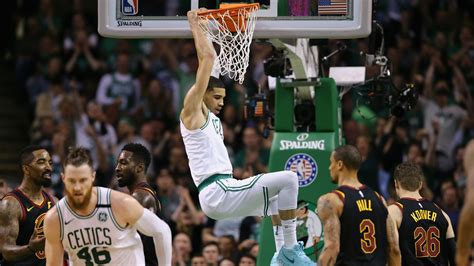 Celtics' Jayson Tatum throws down huge dunk on LeBron James in Game 7 ...